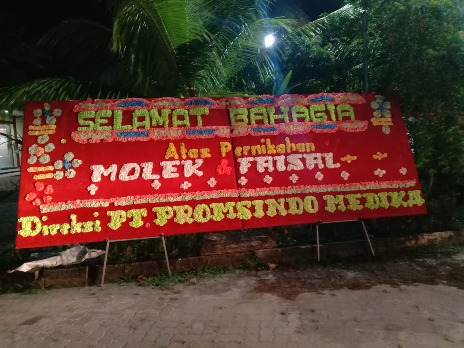 Toko Bunga Di Teluk Segara I 082275045057