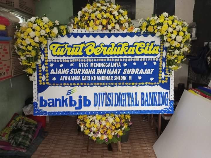Toko Bunga Di Bukit Intan I 081361392756