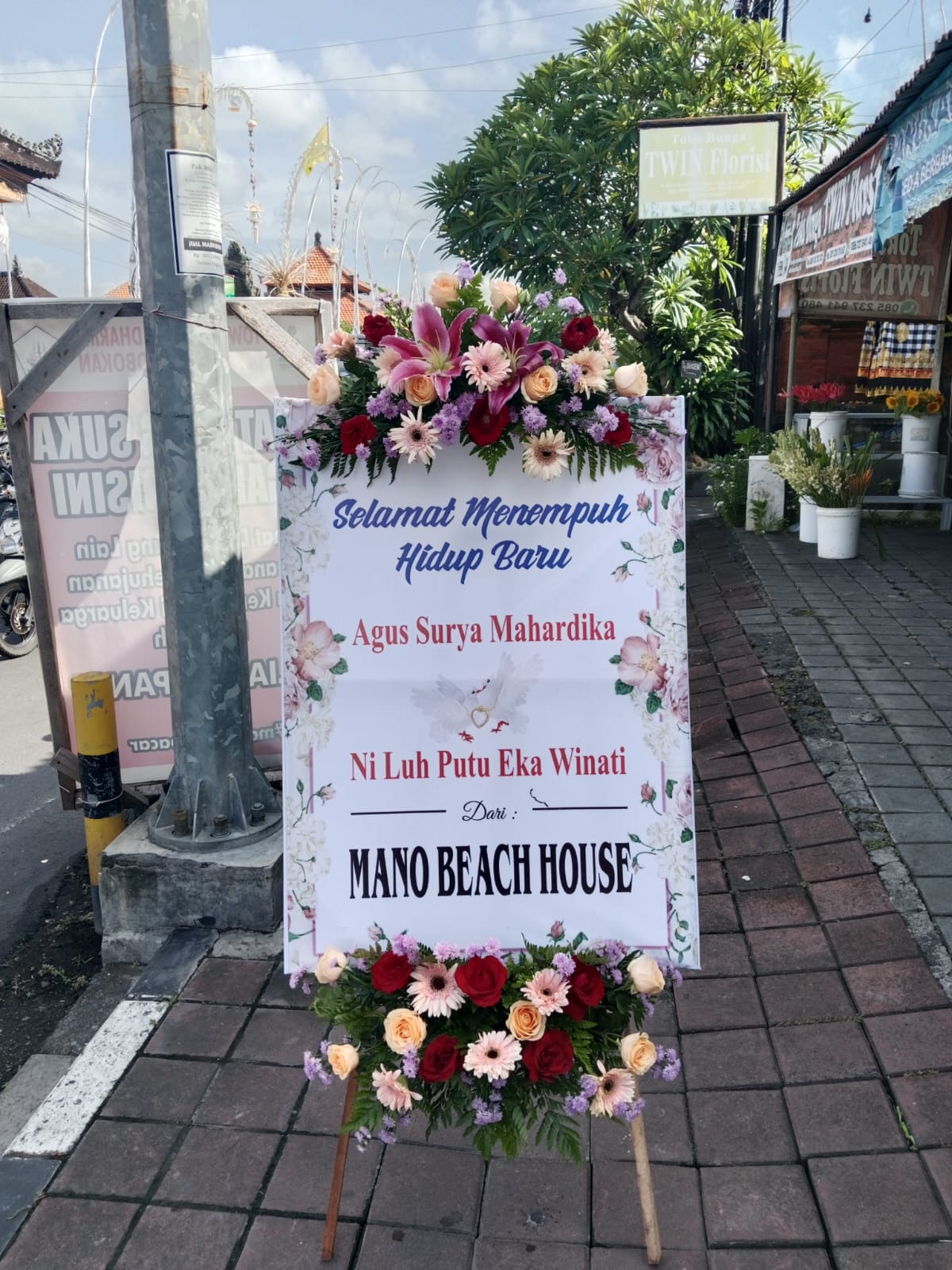 Toko  Bunga Di Semarapura Kangin I 081361392756 Barokah florist